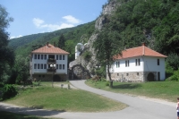 Gornjak manastir